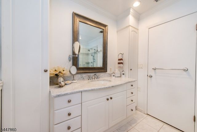 39 Chelsea Ct, Madison Boro, NJ 07940