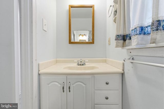 862 GREEN RIDGE CIR, Langhorne, PA 19053