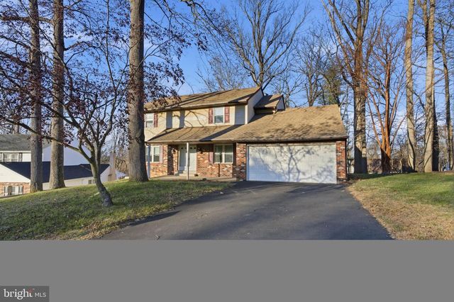 862 GREEN RIDGE CIR, Langhorne, PA 19053