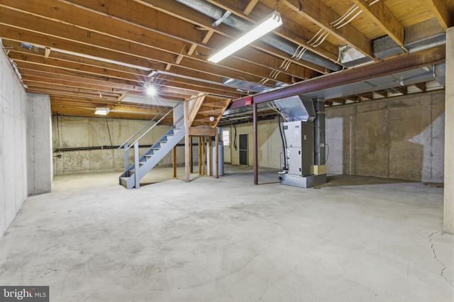 862 GREEN RIDGE CIR, Langhorne, PA 19053