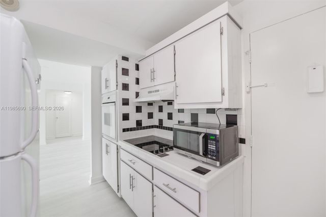 1865 N 79th St Cswy 5H, North Bay Village, FL 33141