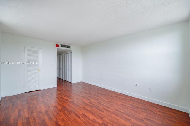 1865 N 79th St Cswy 5H, North Bay Village, FL 33141