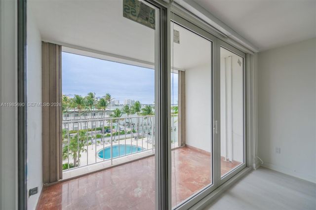 1865 N 79th St Cswy 5H, North Bay Village, FL 33141