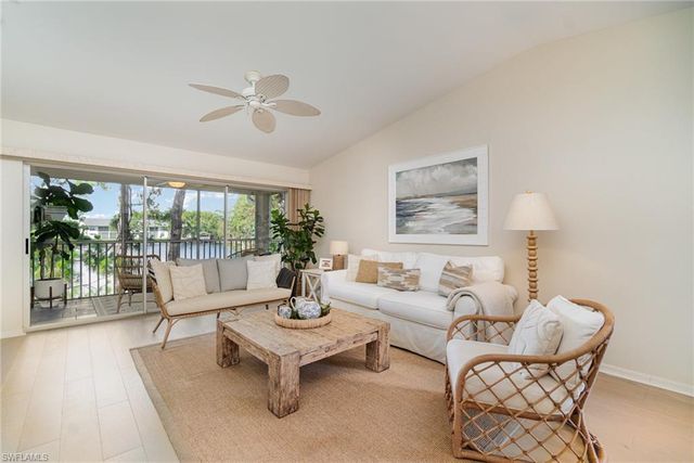 1160 Sarah Jean CIR D204, Naples, FL 34110