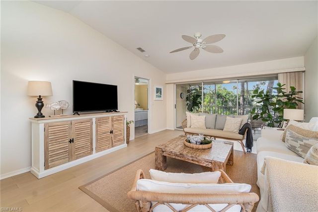 1160 Sarah Jean CIR D204, Naples, FL 34110