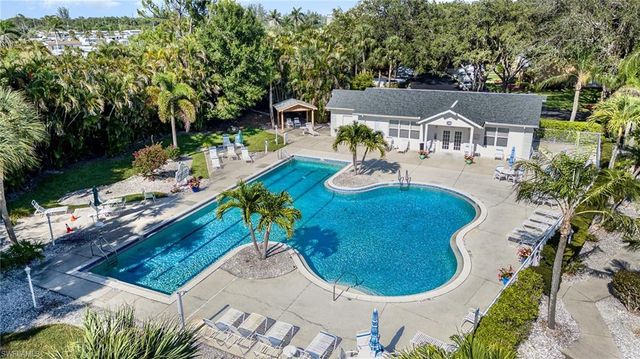 1160 Sarah Jean CIR D204, Naples, FL 34110