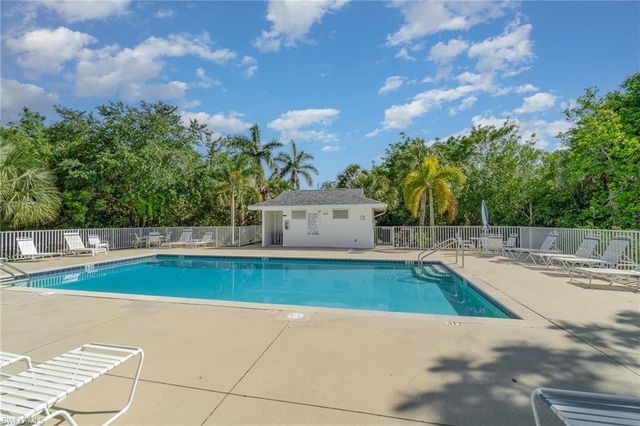 1160 Sarah Jean CIR D204, Naples, FL 34110