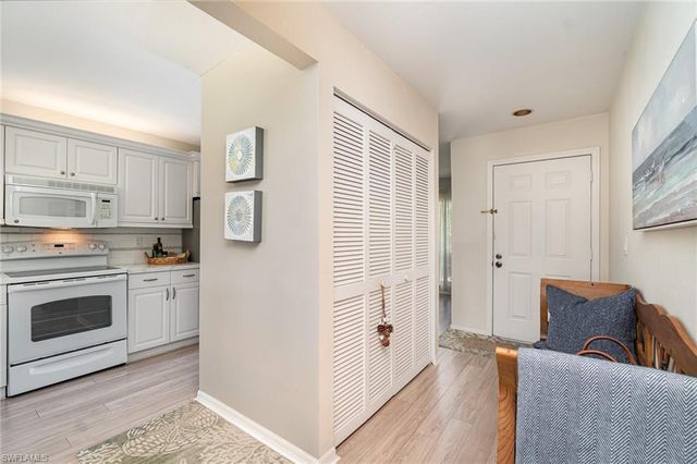 1160 Sarah Jean CIR D204, Naples, FL 34110