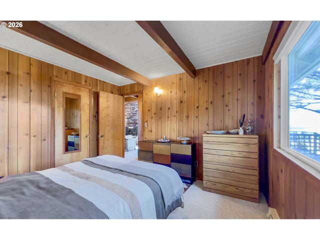 3413 Nw HIDDEN LAKE Dr, Waldport, OR 97394