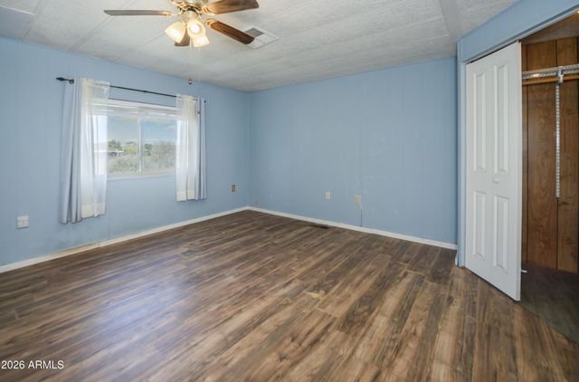 15633 S Red Rock Lane, Mayer, AZ 86333