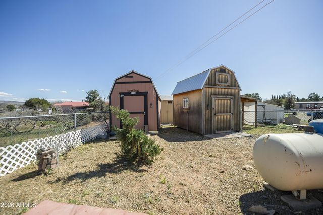 15633 S Red Rock Lane, Mayer, AZ 86333