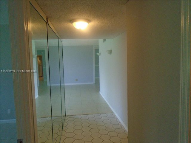 7051 Environ Boulevard 136, Lauderhill, FL 33319