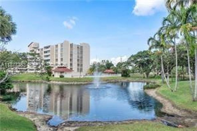 7051 Environ Boulevard 136, Lauderhill, FL 33319