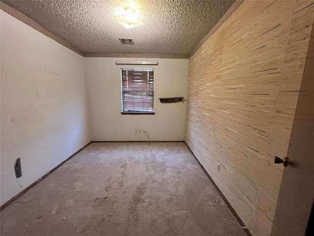 408 NW 118th Street, Oklahoma City, OK 73114