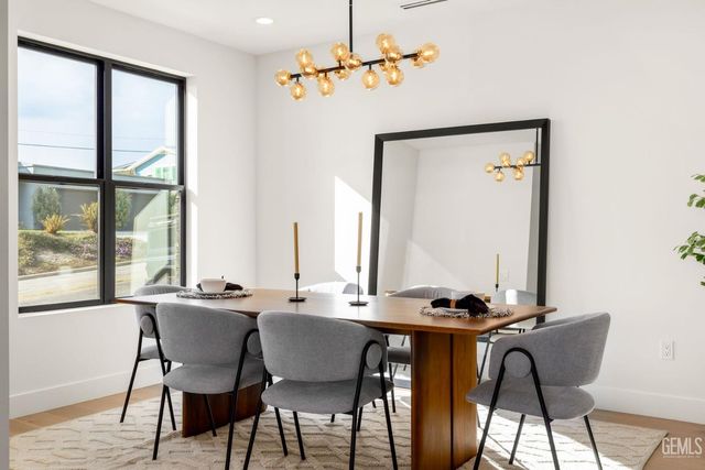 890 Via Ondulando, Ventura, CA 93003