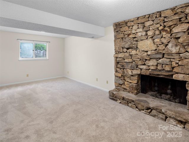 73 Oakmont Drive, Fairview, NC 28730