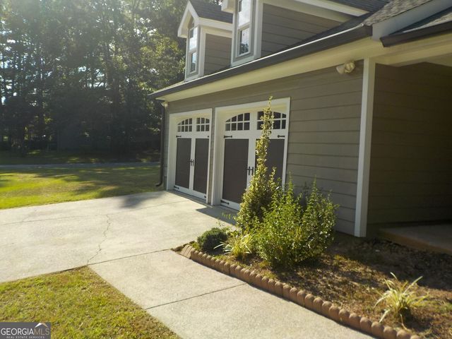 2554 Red Barn Road SW, Marietta, GA 30064