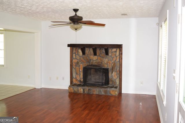 2554 Red Barn Road SW, Marietta, GA 30064