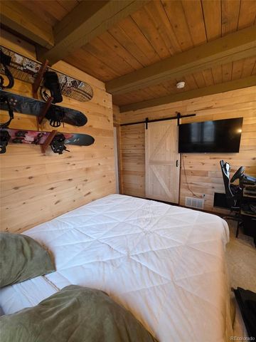 253 Bear Lane, Jefferson, CO 80456