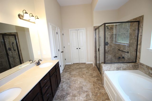 4553 CRADDLE HILL DR, Bartlett, TN 38002
