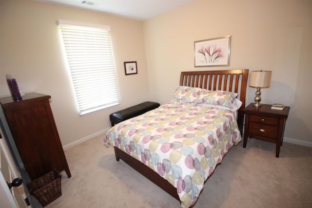 4553 CRADDLE HILL DR, Bartlett, TN 38002