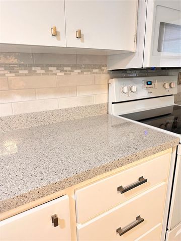 2630 WOODGATE LANE G3, Sarasota, FL 34231