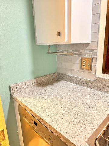 2630 WOODGATE LANE G3, Sarasota, FL 34231