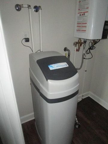 800 BARELA CIR, Centralia, MO 65240