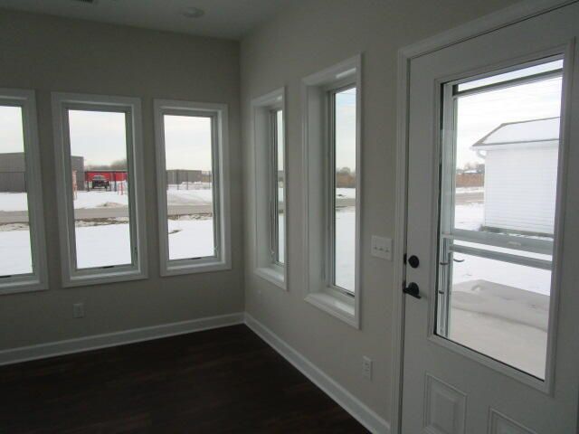 800 BARELA CIR, Centralia, MO 65240