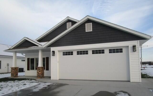 800 BARELA CIR, Centralia, MO 65240