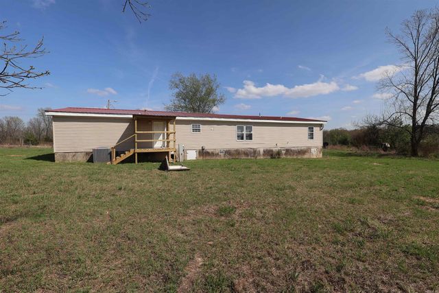 200 Reames Rd, Romance, AR 72136