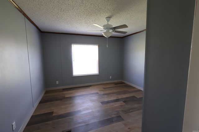 200 Reames Rd, Romance, AR 72136