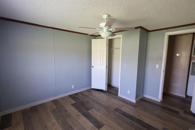 200 Reames Rd, Romance, AR 72136