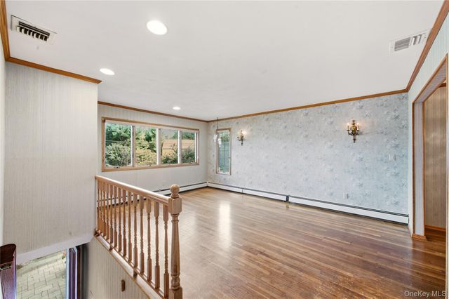 2554 Linden Lane, Merrick, NY 11566