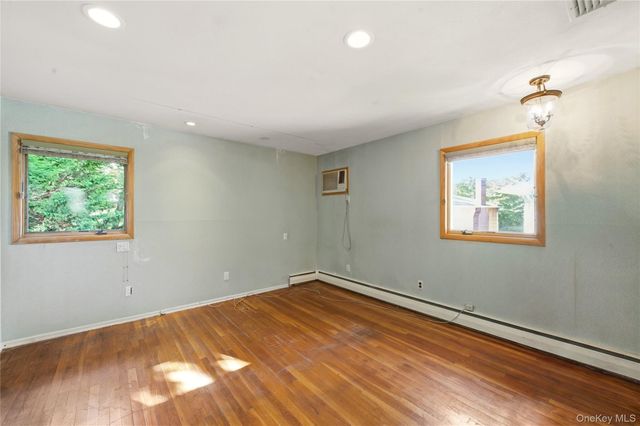 2554 Linden Lane, Merrick, NY 11566
