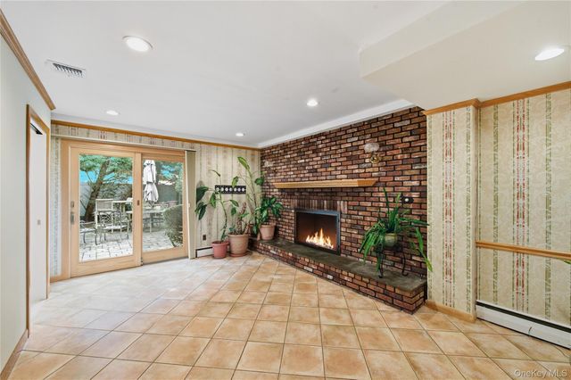 2554 Linden Lane, Merrick, NY 11566