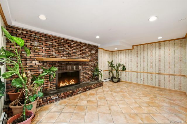 2554 Linden Lane, Merrick, NY 11566