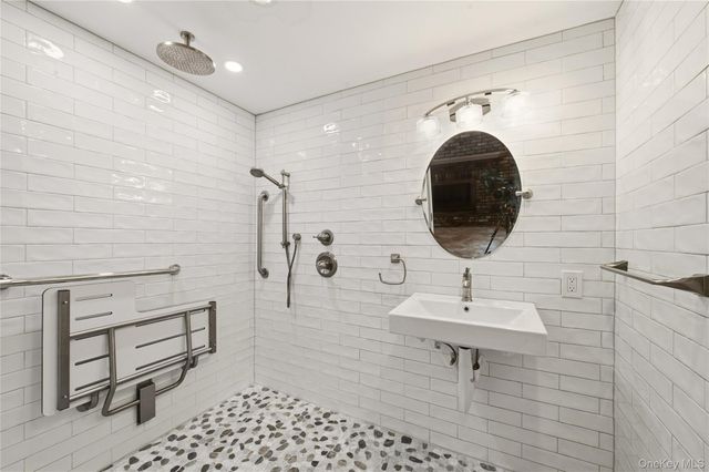 2554 Linden Lane, Merrick, NY 11566