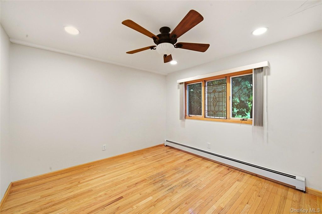 2554 Linden Lane, Merrick, NY 11566 — photo 5
