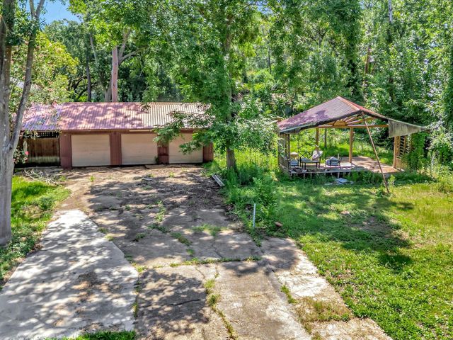 5213 Palm Drive, Dickinson, TX 77539