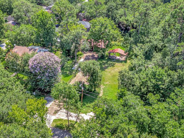 5213 Palm Drive, Dickinson, TX 77539