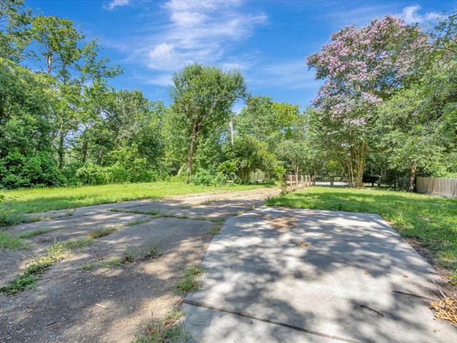 5213 Palm Drive, Dickinson, TX 77539