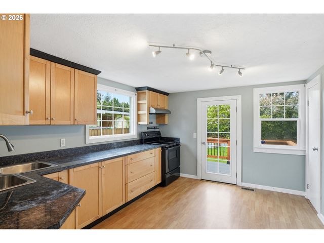 3712 O St, Vancouver, WA 98663