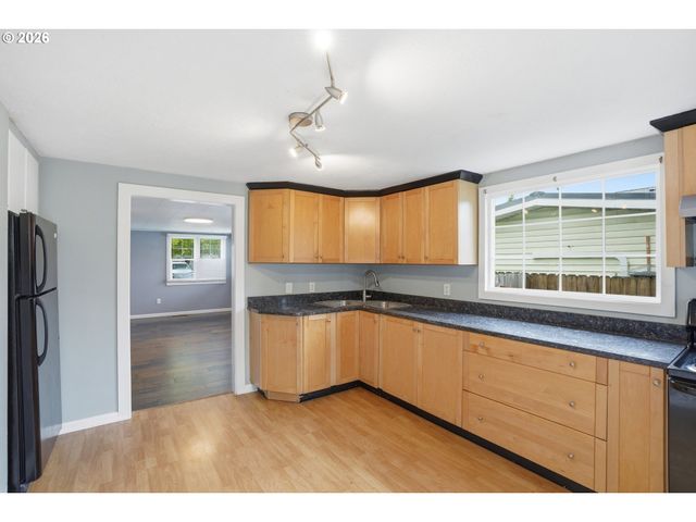 3712 O St, Vancouver, WA 98663