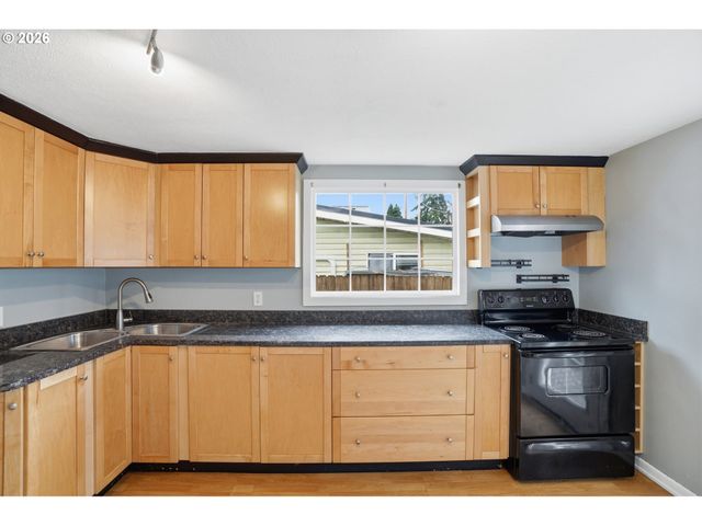 3712 O St, Vancouver, WA 98663