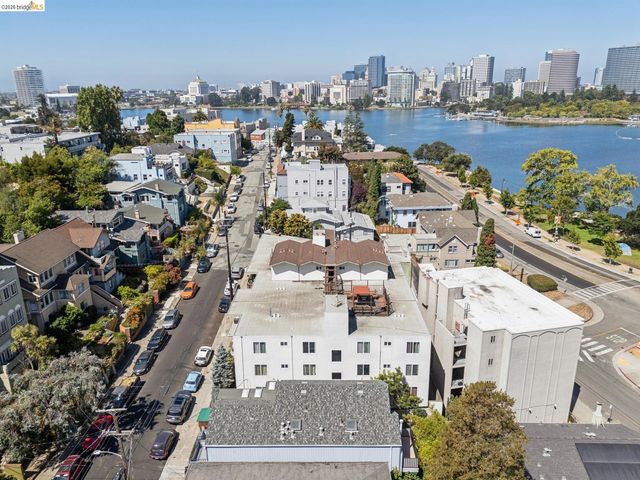 459 Stow Ave, Oakland, CA 94606
