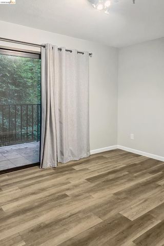 459 Stow Ave, Oakland, CA 94606