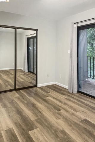 459 Stow Ave, Oakland, CA 94606