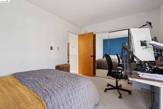 459 Stow Ave, Oakland, CA 94606