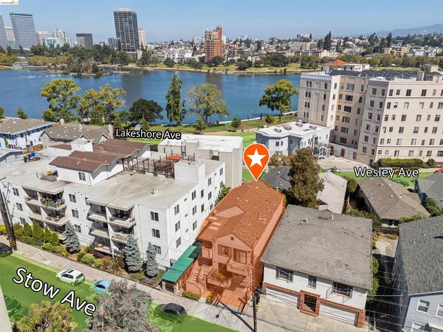 459 Stow Ave, Oakland, CA 94606